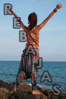 
	ropa hippie en zas www.robapinzas.com
