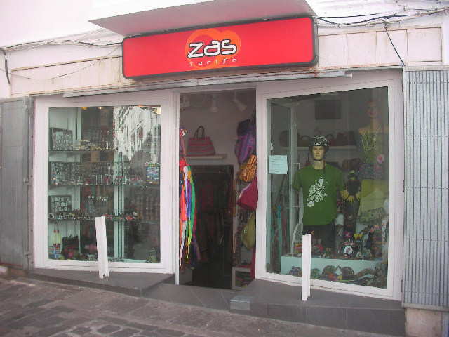 Tiendas que venden cosas de ZAS
