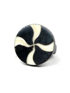 Modelo: M2-13 Anillo en hueso grabados con Mod M2-13