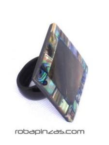 ZAS robapinzas.com | 
	Anillos anchos con conchas, nacar, madre Perla. aro de resina. Varias tallas
