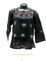 ZAS robapinzas.com | 
	Blusa de algod&oacute;n m larga, adornos bordados, cuello V amplio. LIQUIDACION ULTIMAS 7 UDS x 14&euro; ( a 2&euro; /ud)
