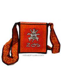 ZAS robapinzas.com | Bolso cuadrado motivos varios bordados, bandolera bordada. cierre tapa y cremallera