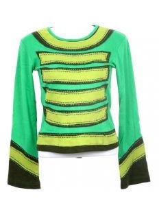 ZAS robapinzas.com | Camiseta parches bordados en cuerpo y mangas. Talla &uacute;nica