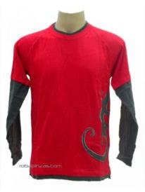 ZAS robapinzas.com | 
	Camiseta de algod&oacute;n manga larga, ribete de distinto color en cuello y mangas. el dibujo est&aacute; troquelado y cortado en la tela. Motivo GECKO
