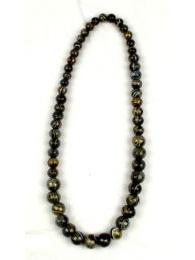 ZAS robapinzas.com | Collar bolas de madera lacadas haciendo aguas.
