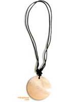 ZAS robapinzas.com | Colgante de conchas, varias formas,cordón de cuero, regulable