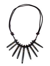 ZAS robapinzas.com | Collar etnico de madera decorada con cord&oacute;n regulable