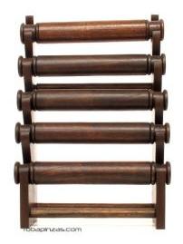 ZAS robapinzas.com | 
	Expositor de pulseras en madera de Teca, para poner sobre una mesa o estanter&iacute;a sirve para cualquier tipo de pulsera 5 niveles
