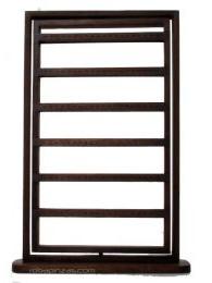 ZAS robapinzas.com | 
	expositor de madera de teca para pendientes. es giratorio los pendientes se colocan por los dos lados. Capacidad de m&aacute;s de 80 pares medidas 50x34cm
