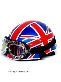 ZAS robapinzas.com | 
	Casco de moto con gafas apto para ciudad
