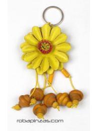 Modelo: Amarillo llavero flor de cuero grande Mod Amarillo