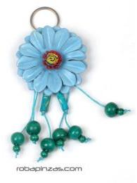 Modelo: Azul llavero flor de cuero grande Mod Azul