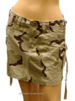 ZAS robapinzas.com
	Minifalda army- camuflaje, botones cinto colgando. Molecule LIQUIDACION
