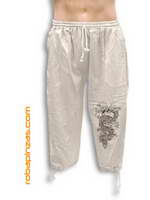 <p>
	Pantalon algodón pirata bordado dragó. LIQUIDAMOS ULTIMAS UNIDADES</p>
