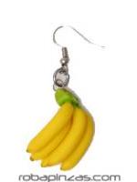 ZAS robapinzas.com | 
	Pendientes de frutas y verduras realizados a mano en cer&aacute;mica moldeable. Motivos de frutas y verduras. Precio por PAR

