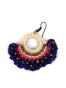 ZAS robapinzas.com | pendientes anchos decorados con algod&oacute;n encerado de colores, precio por par