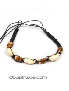 ZAS robapinzas.com | Pulsera de conchas y madera, cierre regulable