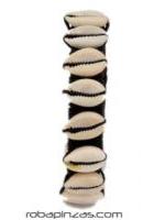 ZAS robapinzas.com | Pulsera de cuero con conchas engrazadas, cierre multiclip ajustable a varias medidas.