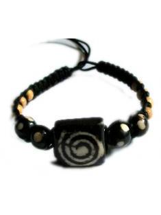 ZAS robapinzas.com | Pulsera hueso, cuantas de hueso, grabada, cierre nudo