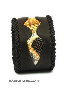 ZAS robapinzas.com | 
	pulsera cuero snake tatoo, cierre clip regulable
