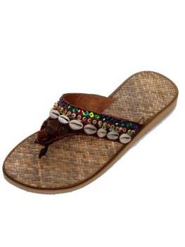 ZAS robapinzas.com | Sandalias &eacute;tnicas de Rattan y conchas con suela de goma dura, muy ligeras