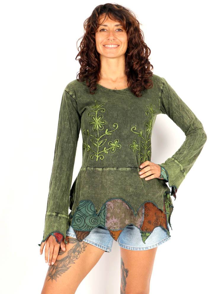 Top asimétrico con bordado floral artesanal CAEV63