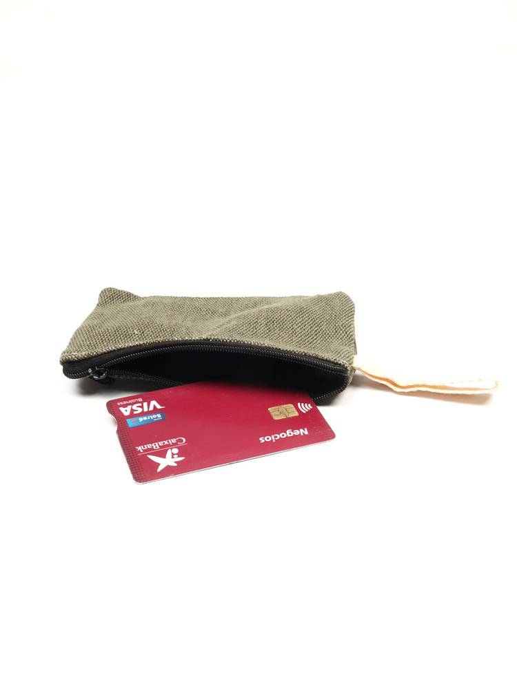 Monedero loneta Root MOTH01