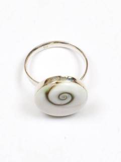 ZAS robapinzas.com | Anillo fabricado en plata de ley 925 con forma redonda y Ojo de Shiva engarzado . Diseño circular con ojo de shiva grande engarzado en el centro.Tamaño regulable a todas las tallas .