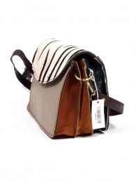 Detalle no seleccionable para compra Bolsos de Piel Reciclada Zero Waste - Bolsos cuadrados DE PIEL RECICLADA BOKA23B-3.
