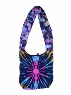 ZAS robapinzas.com | Este bolso bandolera grande es perfecto para añadir un toque de color y estilo a tu atuendo. Confeccionado en algodón y teñido en vibrantes patrónes Tie Dye, cuenta con doble cierre de botón de madera y cremallera para mayor seguridad. El bolso también incluye forro y un bolsillo interno para mantener tus pertenencias organizadas. Con una gran capacidad de almacenamiento, este bolso es ideal para llevar contigo todo lo que necesitas. La medida se refiere al bolso sin la bandolera