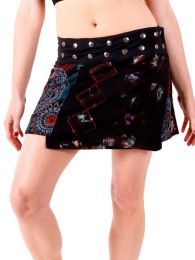ZAS robapinzas.com | Minifalda de talla ajutable con clips regulable a todas las tallas, trabajo patchwork con detalles bordados otros tie dye.