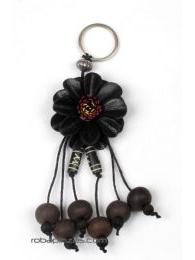 Modelo: Negro Llavero flor de cuero pequeña Mod Negro