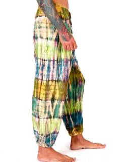 ZAS robapinzas.com | Pantalón hippie, harem. Pantalón hippie multicolor tintado con la ténica tie dye con elástico y cordón ajustable en cintura, bolsillos laterales y eñçastico en tobillo .Aunque este pantalón lo incluimos en pantalones de chicos es un modelo unisex y lo pueden usar tanto chicos como chicas. Talla única.