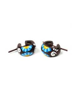 Modelo: AZ/BL Pendientes coco rasta flores, Mod AZ/BL
