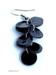 Modelo: Negro Outlet Bisutería hippie - Pendientes circulos , nacar PELI03 - Modelo Negro