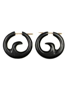 Pendientes Aro de madera  Ola Tallada 40mm [PEMA29]. Pendientes de Madera para comprar al por mayor o detalle  en la categoría de Bisutería y Plata Hippie Artesanal | ZAS.