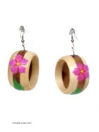  pendientes aros de madera bocolor decoradoos con fliores para comprar al por mayor o detalle  en la categoría de   [PEMD04] .