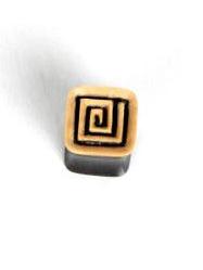 Plug de cuerno cuadrado madera troquelada, para comprar al por mayor o detalle.[PIPU24B]