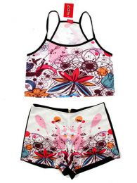 Modelo: Flores Conjunto de Top y Pantalón Mod Flores