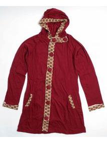 Modelo: Rojo chaqueta larga detalles estampados, Mod Rojo