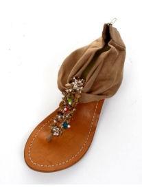 Modelo: Beige Outlet Complementos - Sandalia con piedras natuirales ZDE06 - Modelo Beige
