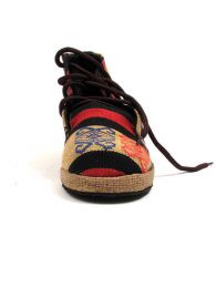 Detalle no seleccionable para compra Sandalias y Zuecos - Bota realizada con telas étnicas ZNN12.
